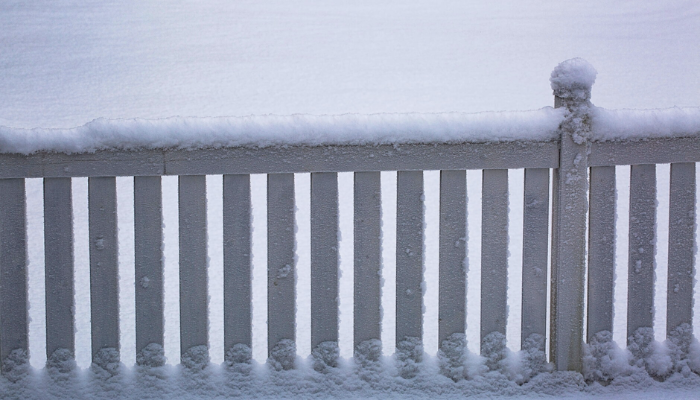 drawbacks of installing a fence during winter