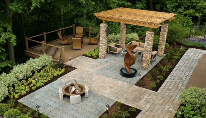 landscaping features